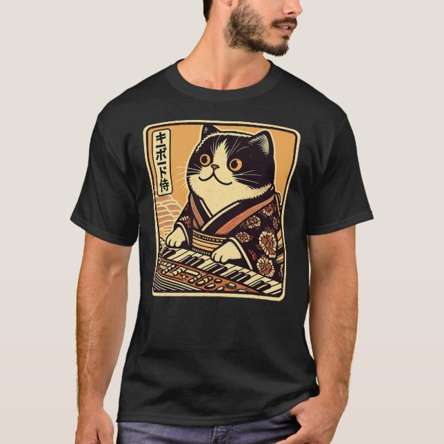 Japanese Samurai Cat Playing The Keyboard T-Shirt (Vorderseite)