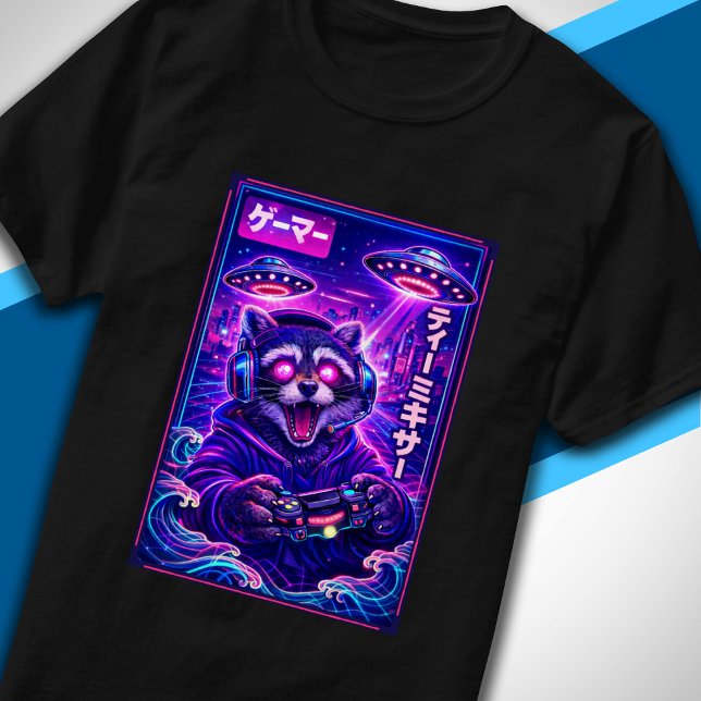 Japanese Synthwave Sci Fi UFO Raccoon Cool Gamer T-Shirt (Von Creator hochgeladen)