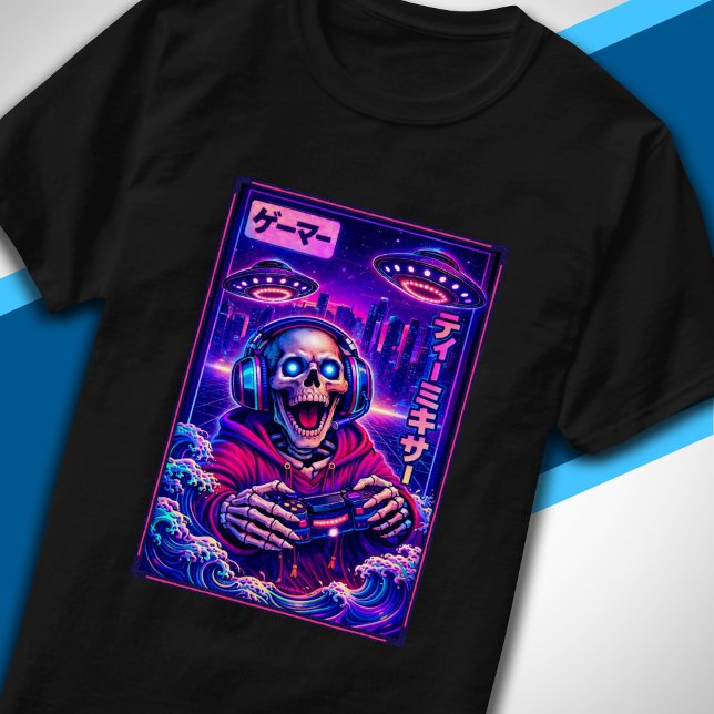Japanese Synthwave Sci Fi UFO Skeleton Cool Gamer T-Shirt (Von Creator hochgeladen)