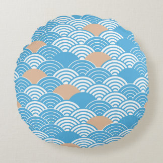 Japanese Waves Pattern Light Blue Beige White  Rundes Kissen