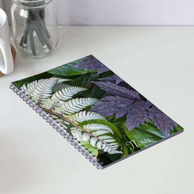 Japanisch gestrichen Fern und Foliage Bloral Notizblock (In Situ)