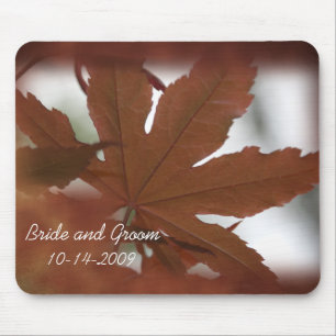 Japanische Ahornleaf-Hochzeit Mousepad