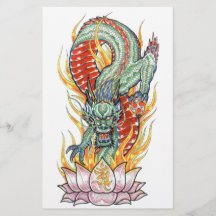Japanische Drachen- und Lotus-Blume