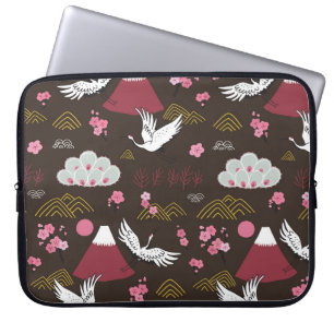 Japanische Krane: Traditionelles nahtloses Muster Laptopschutzhülle