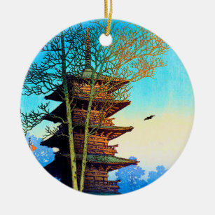 Japanische Pagoda Keramik Ornament