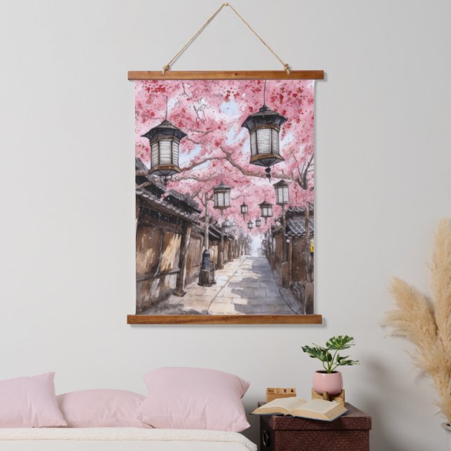 Japanische Straße mit Cherry Blossom Trees Wandteppich Mit Holzrahmen (Schlafzimmer)