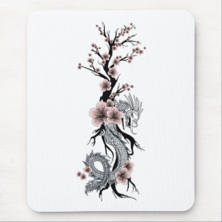 Japanischer Blumendrache Mousepad