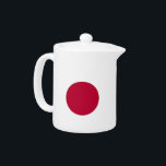 Japanischer Flaggenteapot<br><div class="desc">Fügen Sie Ihrer Teesammlung eine Touch japanischen Stolzes hinzu mit unserem exklusiven Teekessel mit japanischer Flagge! Dieser Teekessel mit viel Liebe zum Detail ist mehr als nur ein funktioneller Gegenstand, er ist eine Feier des kulturellen Erbes und des eleganten Designs. Die auffallende Bildsprache zeigt die ikonische japanische Fahne, was diesen...</div>