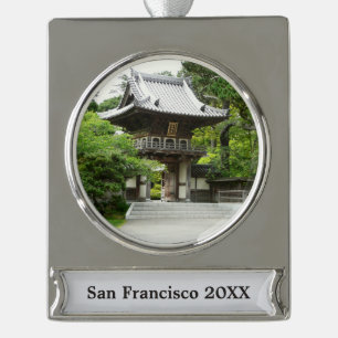 Japanischer Teegarten in San Francisco Banner-Ornament Silber