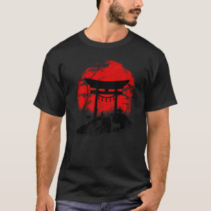 Japanischer Torii unter der Sonne T-Shirt