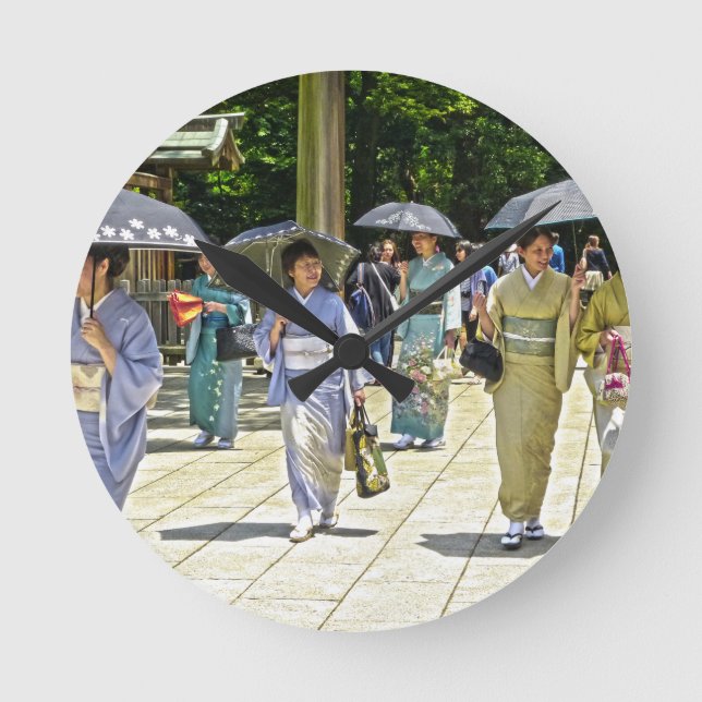 Japanisches Schwertfestival Runde Wanduhr (Vorderseite)