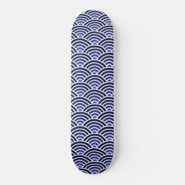 Japanisches Seigaiha Waves Pattern Skateboard (Vorderseite)