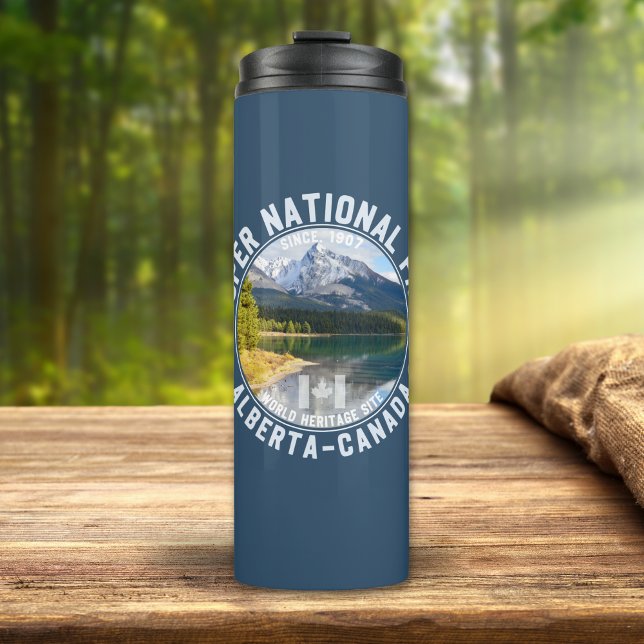 Jasper Park in Alberta, Canada Thermosbecher (Von Creator hochgeladen)