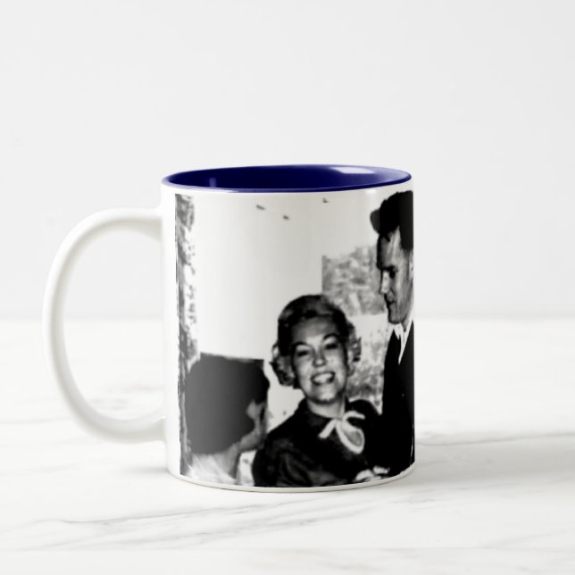 Jean und Charles Zweifarbige Tasse (Links)