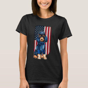 Jeans-Patchwork-Pudel-Hund mit amerikanischer Flag T-Shirt