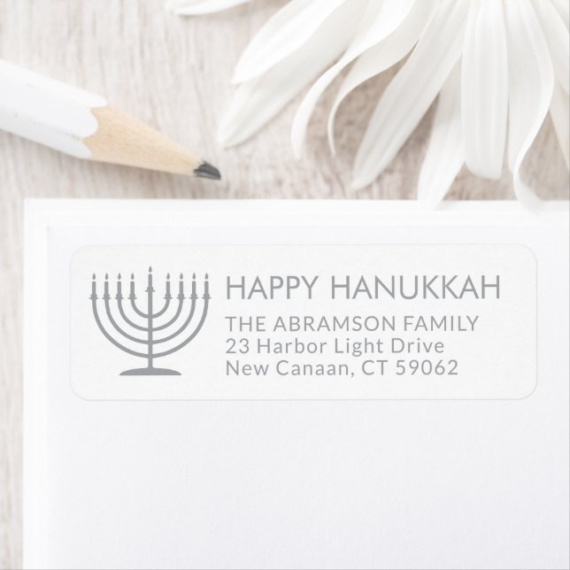 Jede Text Menorah White Hanukkah Rücksendeadresse (Insitu)
