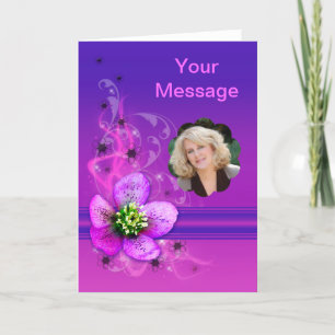 Jede Visitenkarte mit violetten Blumen Feiertagskarte