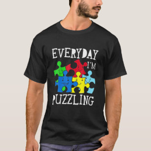 Jeden Tag bin ich rätselhaft Autismus Bewusstsein T-Shirt