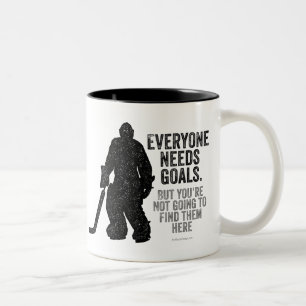 Jeder braucht Ziele (Hockey) Zweifarbige Tasse