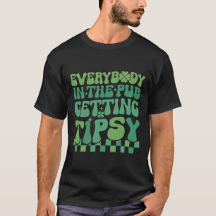 Jeder im Pub wird 2024 St. Patrick betrunken T-Shirt