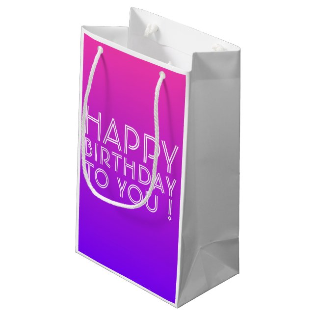 Jeder Name Editable Happy Birthday Pink Lila Ombre Kleine Geschenktüte (Rückseite Schrägansicht)