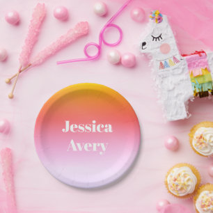 Jeder Name   Retro-Modern gestylter Text farbenfro Pappteller