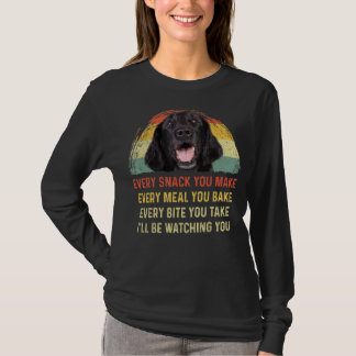 Jeder Snack, den Sie flach beschichtete Retriever  T-Shirt