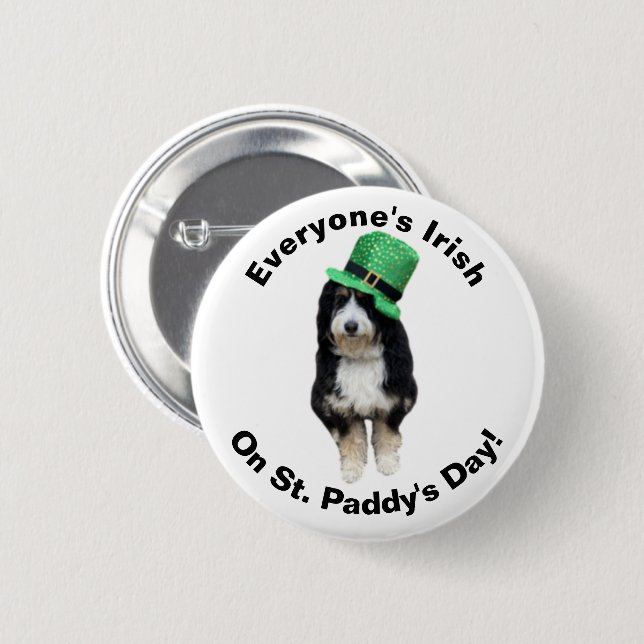 Jedermann ist irisch am St Paddy's Day niedlicher  Button (Vorne & Hinten)