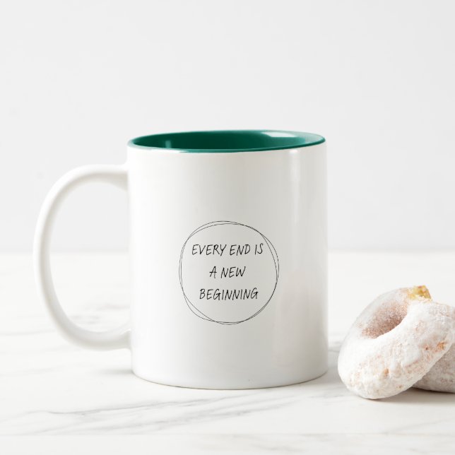 Jedes Ende ist ein neuer Anfang - Minimalistisches Zweifarbige Tasse (Mit Donut)
