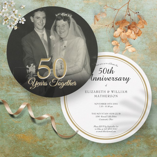 Jedes Jahr zusammen Hochzeitstag Foto Circle Einladung (Any Year Together Wedding Anniversary Photo Circle Invitation)
