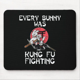 Jedes Kaninchen kämpfte Kung Fu an Ostersonntag Ra Mousepad