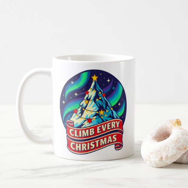 Jedes Weihnachtsgebirgsdesign klettern Kaffeetasse (Mit Donut)