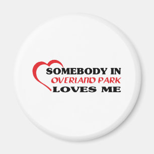 Jemand liebt mich ins Shirt Magnet