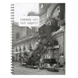 Jemand ruft den technischen Support-Zug Wreck an Notizblock