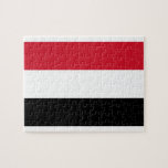 Jemen-Flagge Puzzle<br><div class="desc">Flagge des Jemen. Die Flagge des Jemen (Arabisch: ع م ا ل ي م لن Jemen) wurde am 22. Mai 1990 adoptiert, dem Tag, an dem Nord-Jemen und Südjemen vereint wurden. Die Fahne ist im Wesentlichen die arabische Liberationsflagge von 1952, die nach der ägyptischen Revolution von 1952 eingeführt wurde, in...</div>