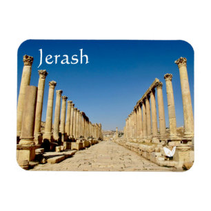 Jerash in Jordan Magnet von Velvet Escape