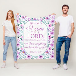 Jeremiah 32:27 Uhr mit lila Blumen Hintergrund Fleecedecke