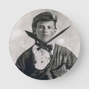 Jesse Woodson James (b/w Foto) Runde Wanduhr