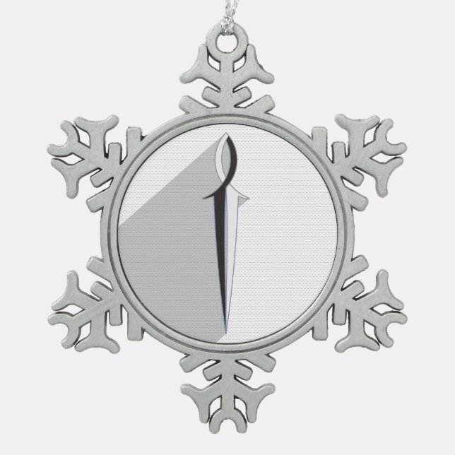 Jesus Fish Schwert und Schatten Schneeflocken Zinn-Ornament (Vorderseite)