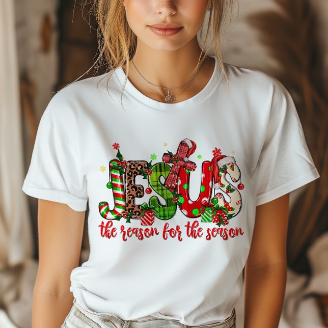 Jesus ist der Grund für Weihnachten der Saison T-Shirt (Spread joy, faith, and the spirit of the season with this cheerful Christmas t-shirt.)