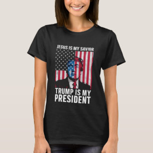 Jesus ist mein Heiland, Trump ist mein Präsident 2 T-Shirt