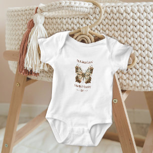 Jesus liebt ein kleines Stück Land Baby Girl Strampler