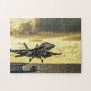 Jet startet militärisches Jigsaw Puzzle