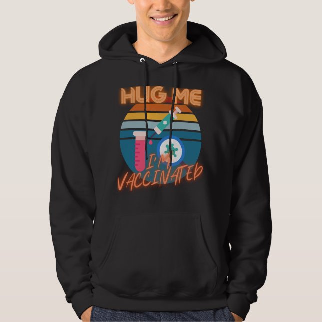 Jetzt geimpfte Gratis-Hugs Covid mich umarmen Hoodie (Vorderseite)