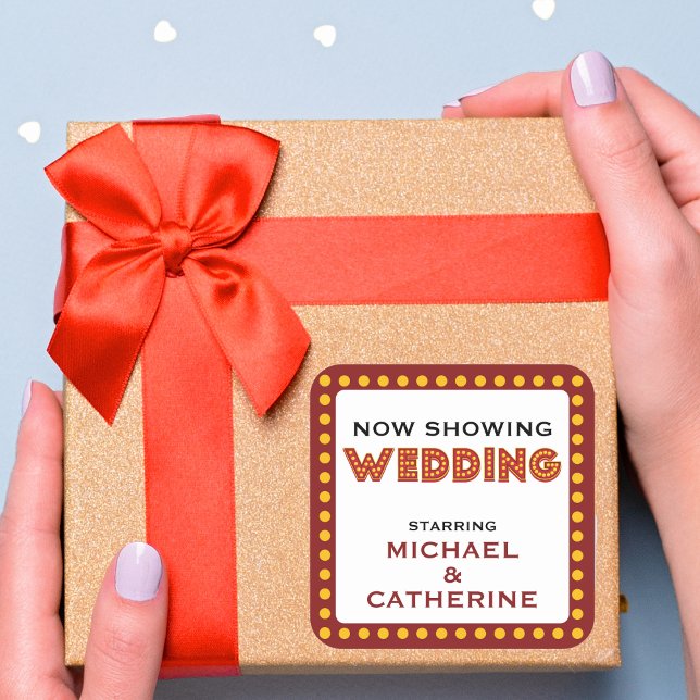 Jetzt zeigen Film Marquee Hochzeitszeichen mit Nam Quadratischer Aufkleber (Von Creator hochgeladen)