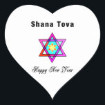 Jewish Star Shana Tova Herz-Aufkleber<br><div class="desc">Shana Tova Jewish Star besticht durch einen hebräischen Glasstar aus David und einen sonnigen Gruß für ein glückliches Neues Jahr.</div>