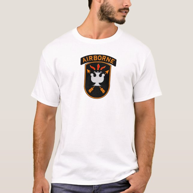 JFK SPEZIELLE KRIEGSFÜHRUNGS-MITTE T-Shirt (Vorderseite)