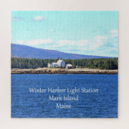 Jigsaw Puzzle: Winter Harbour Light Station Puzzle