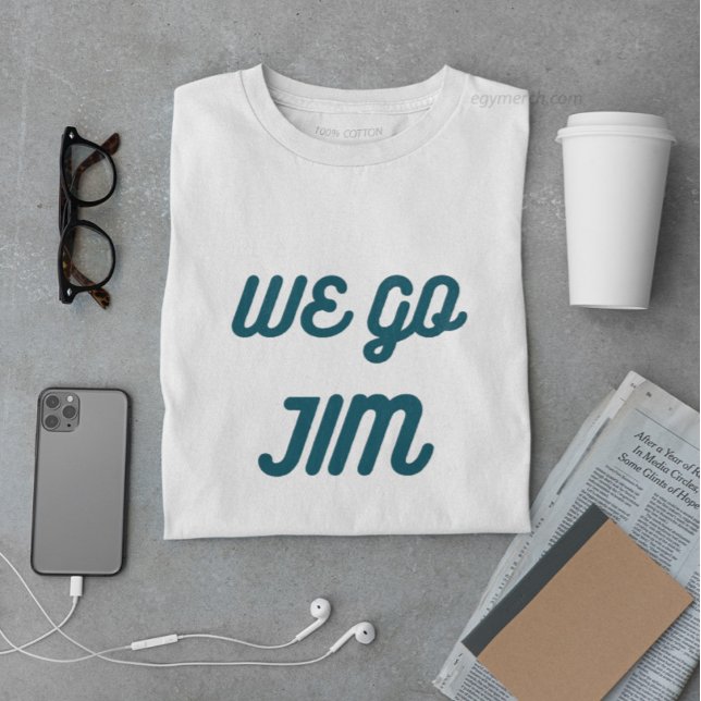 Jim, Gymnastik mit blauem Text T-Shirt (Von Creator hochgeladen)