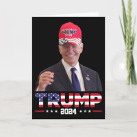 Joe Biden trägt einen Trump-Hut 1